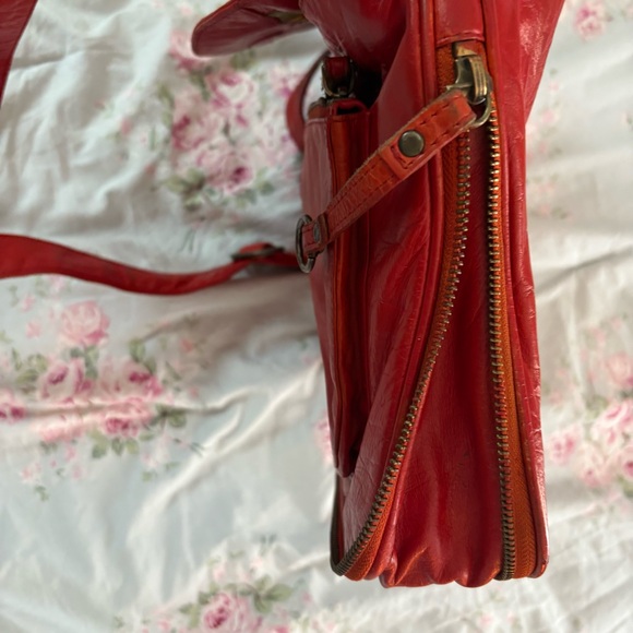 Latico Red Leather Crossbody Bag - Picture 12 of 16